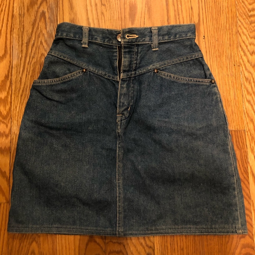 denim skirt